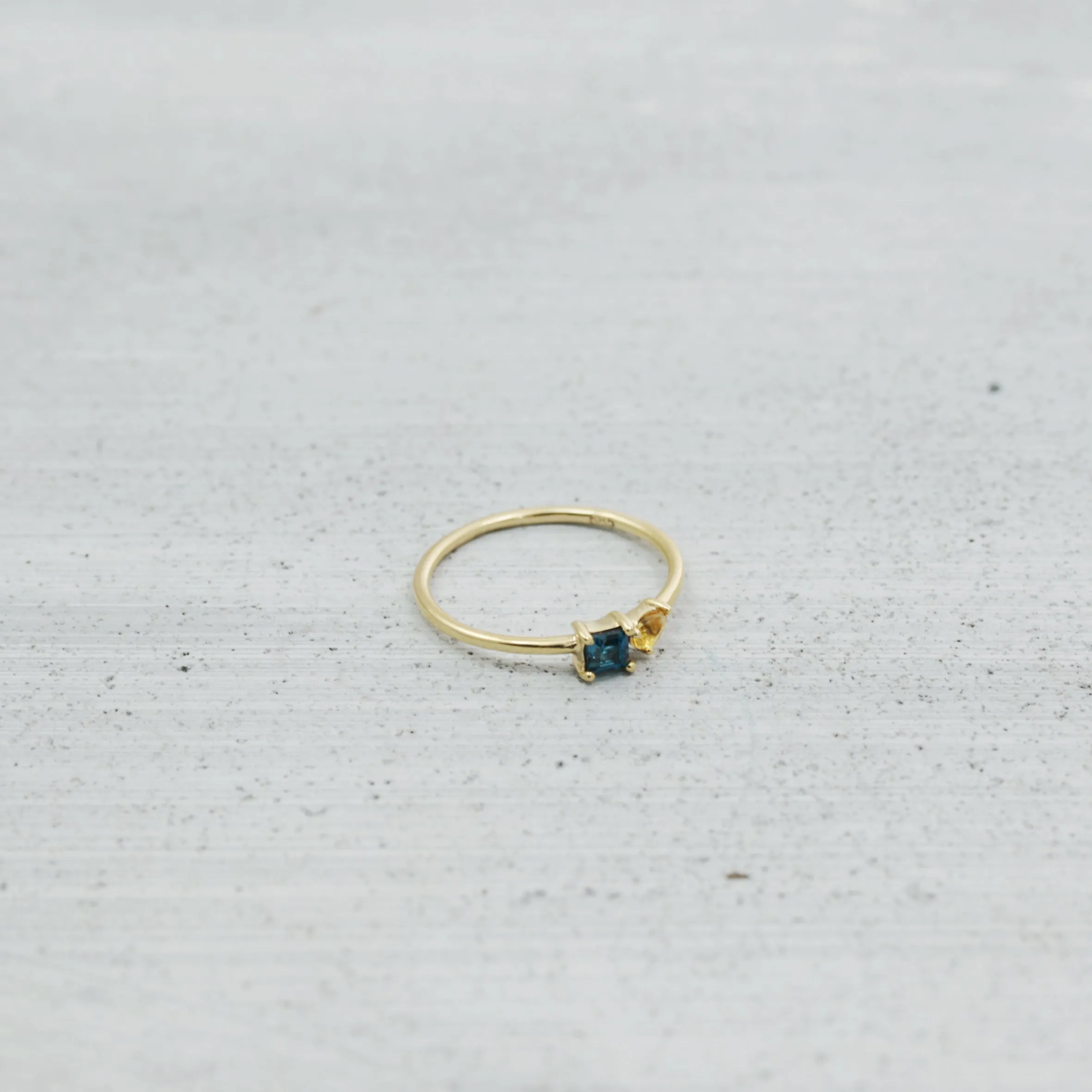 Trapeze Ring - 14K/ 18K Gold