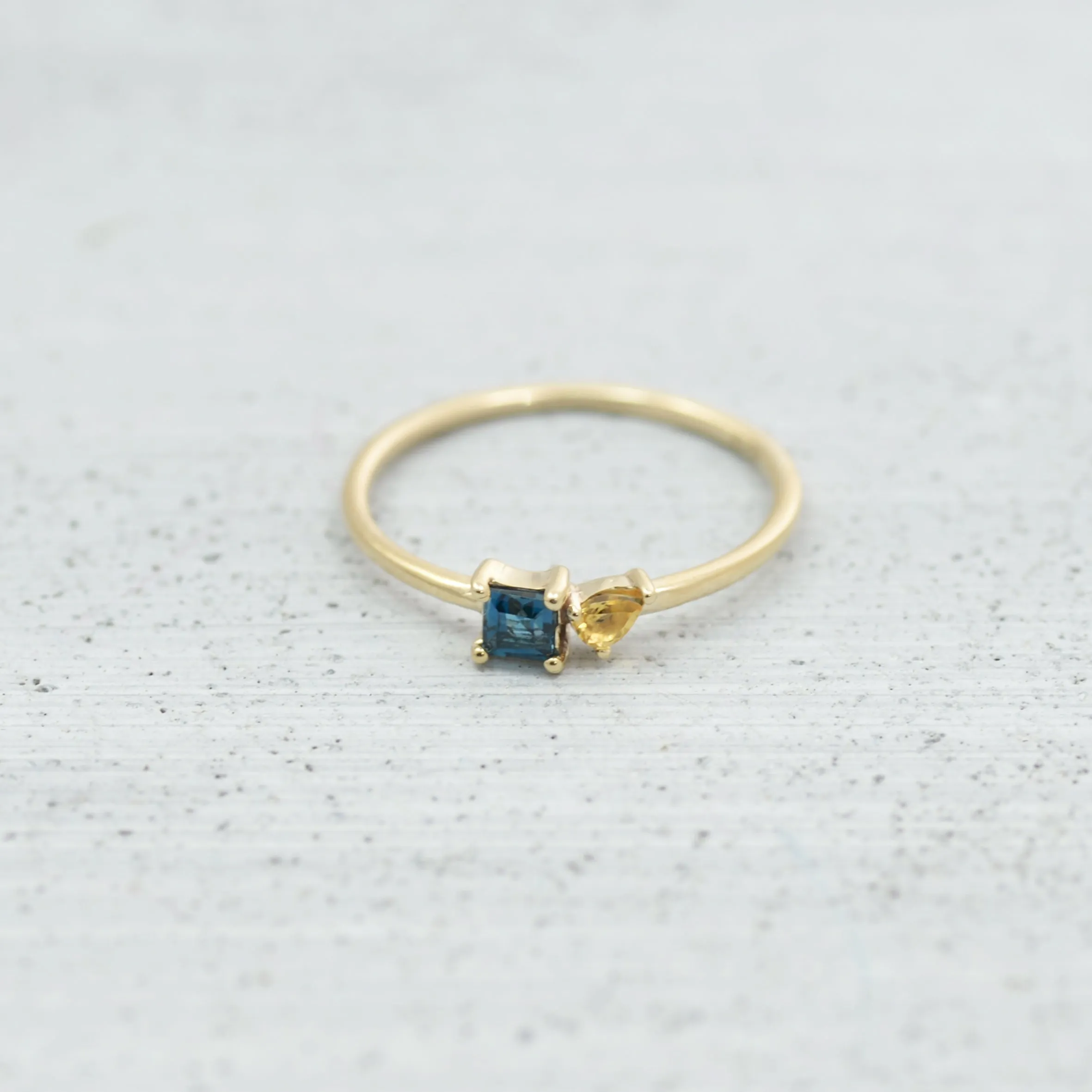 Trapeze Ring - 14K/ 18K Gold